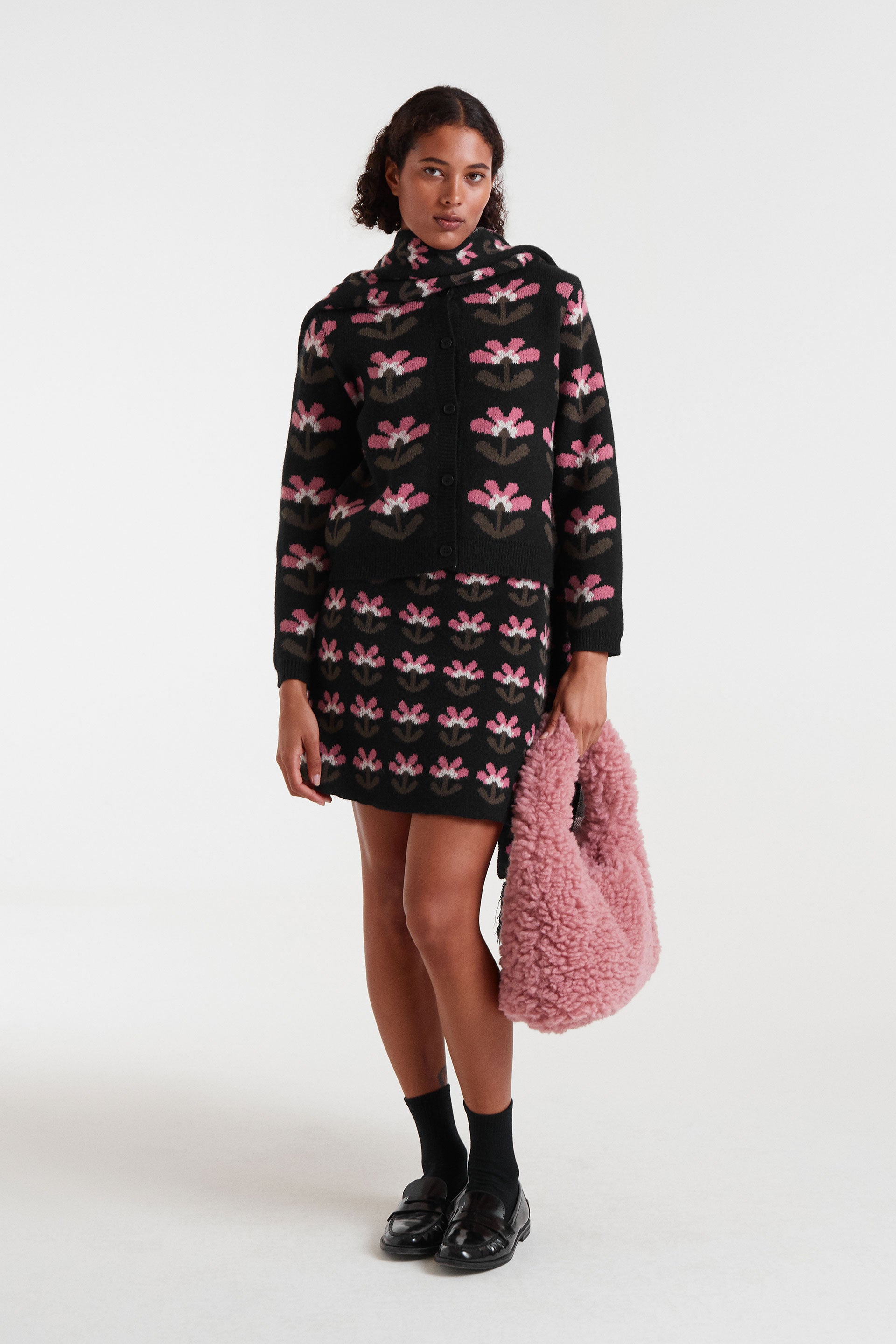 Short Skirt with Flover Print