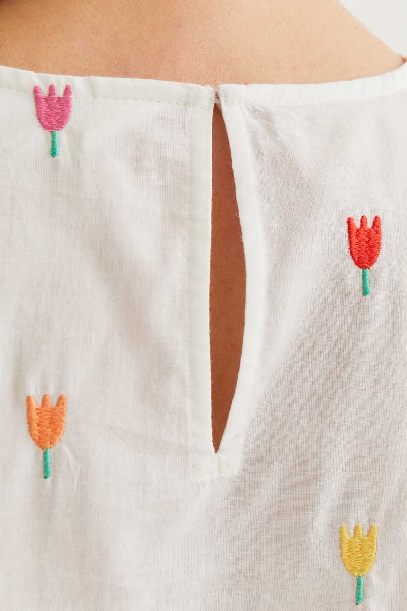 White Top with Tulips Embroidered.