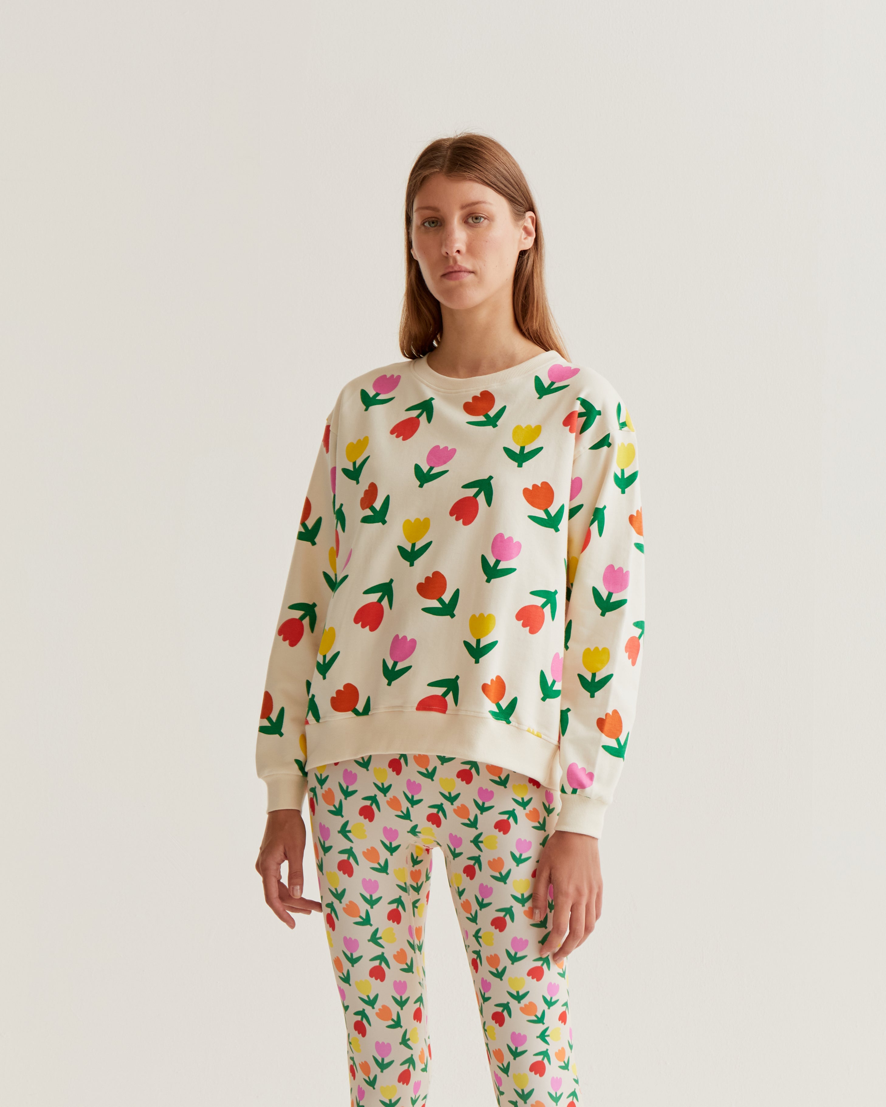 White Jersey with Multicolor Tulips Print