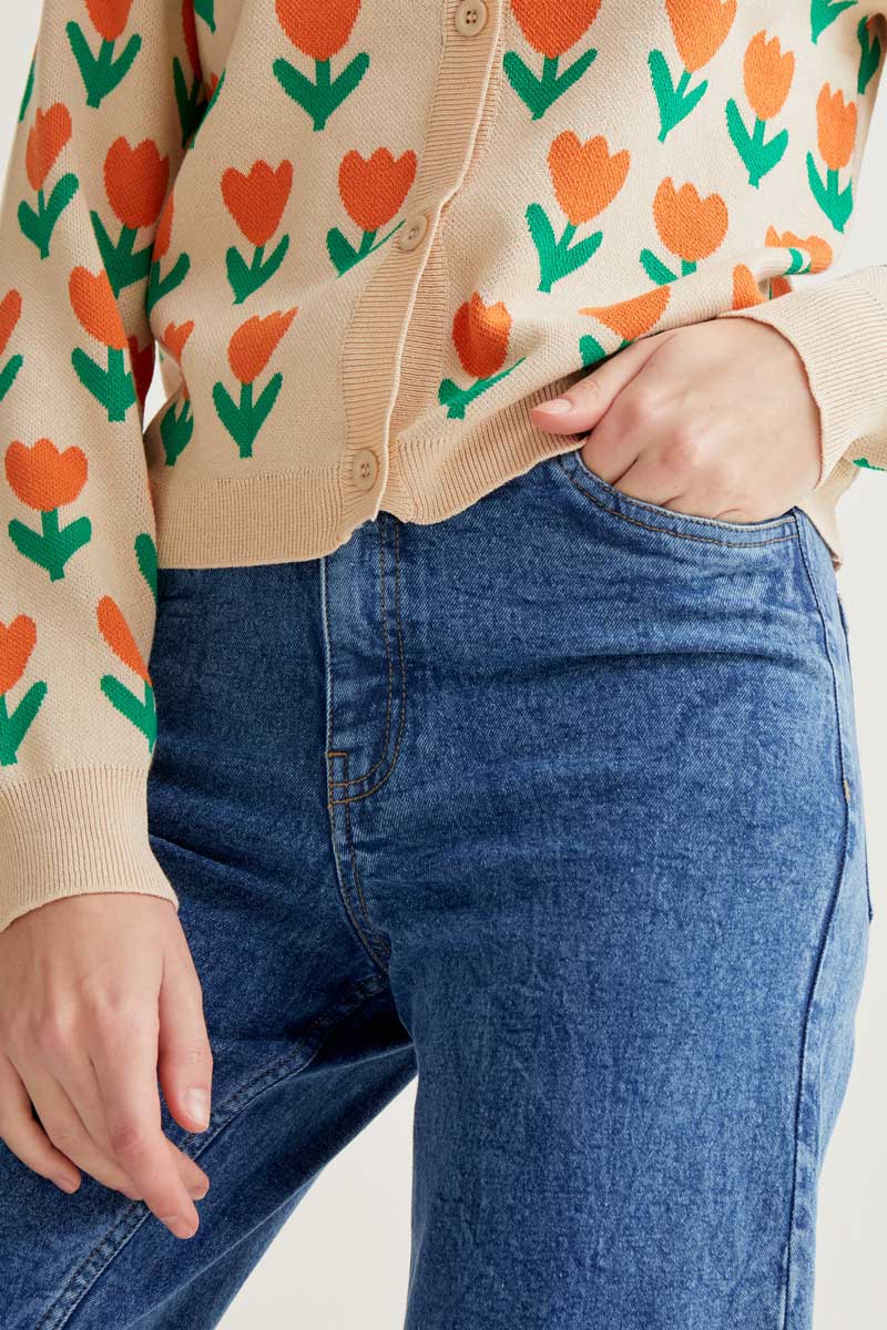 Blue Jeans with Raw-Cut