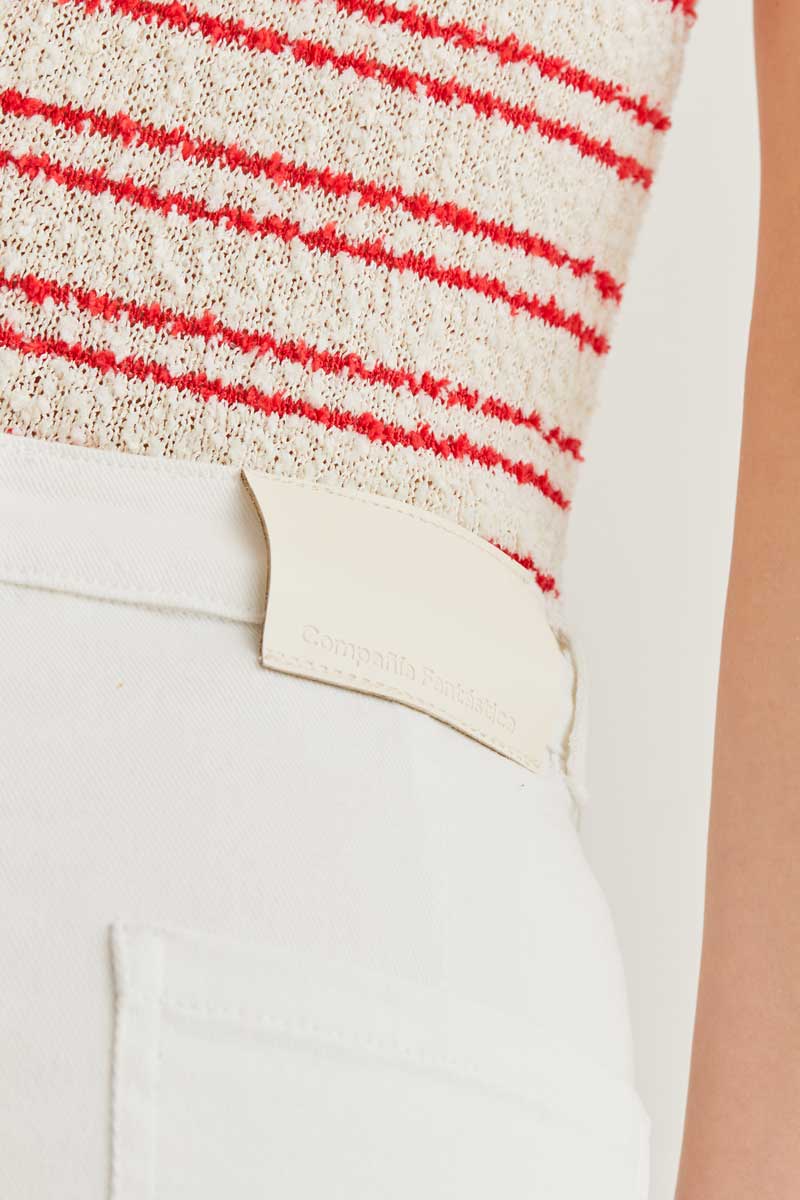 White Jeans with Raw-Cut