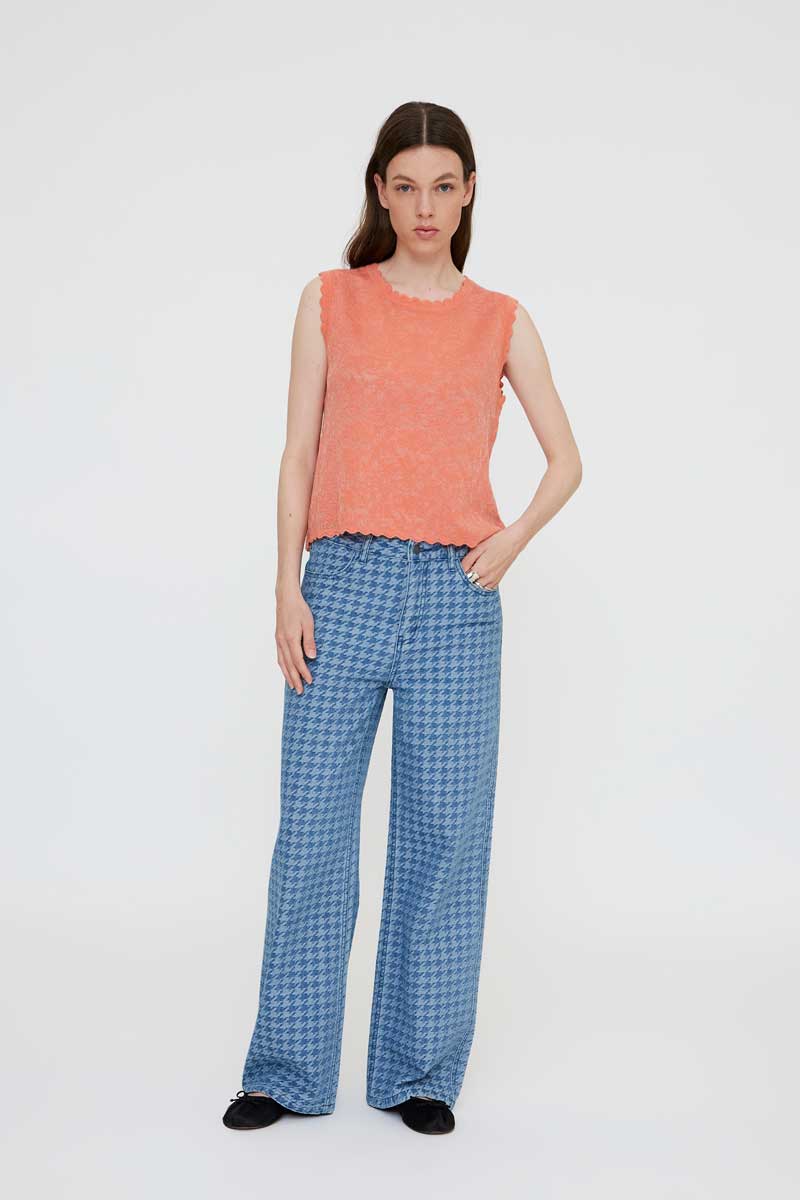 Sleeveless Coral Top