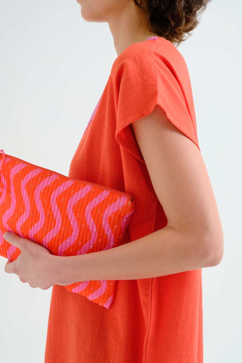 Red & Pink Wavy Pouch