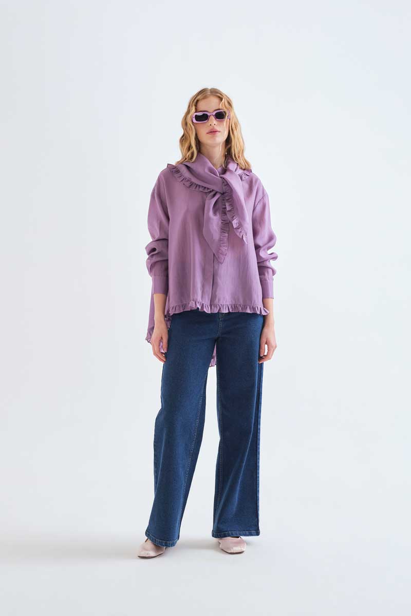 Lilac Blouse eith Ruffle Hem