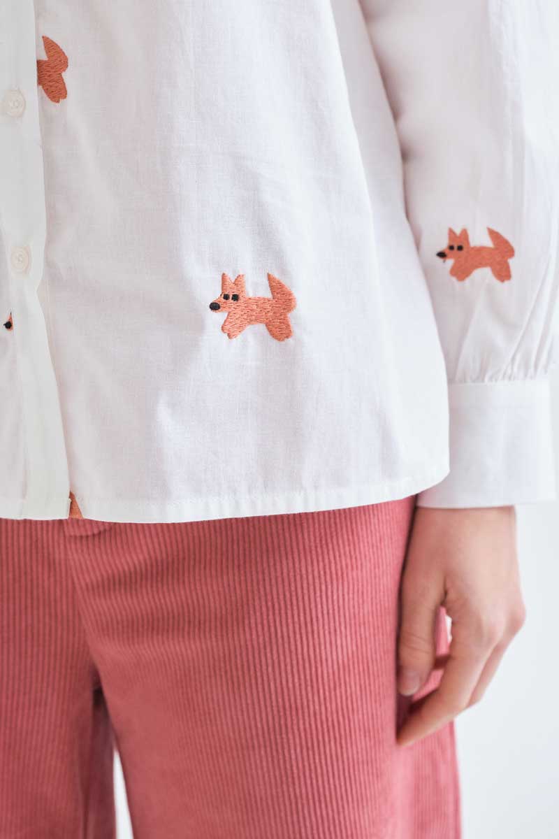 White Cotton Shirt with little Knitted Foxes