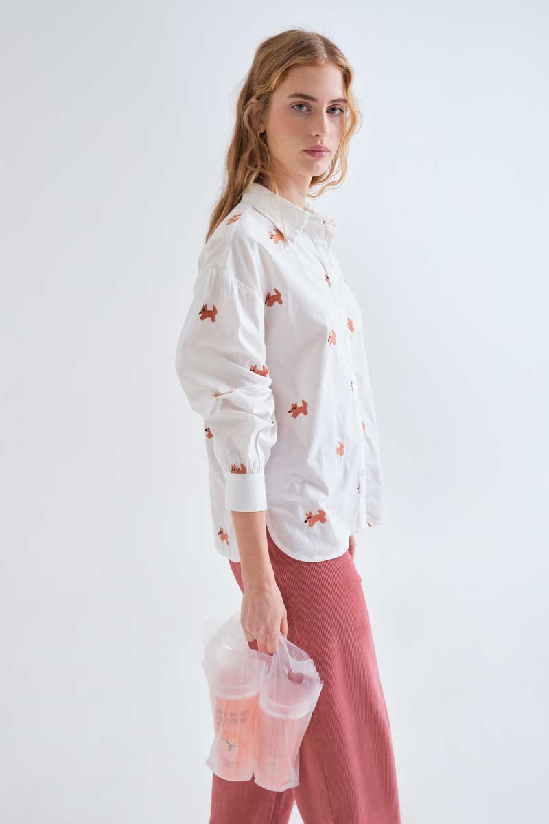 White Cotton Shirt with little Knitted Foxes