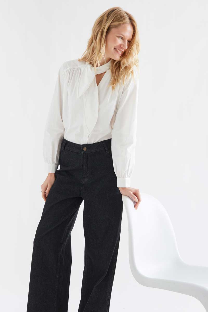 Black Denim Pants with Heart Pockets