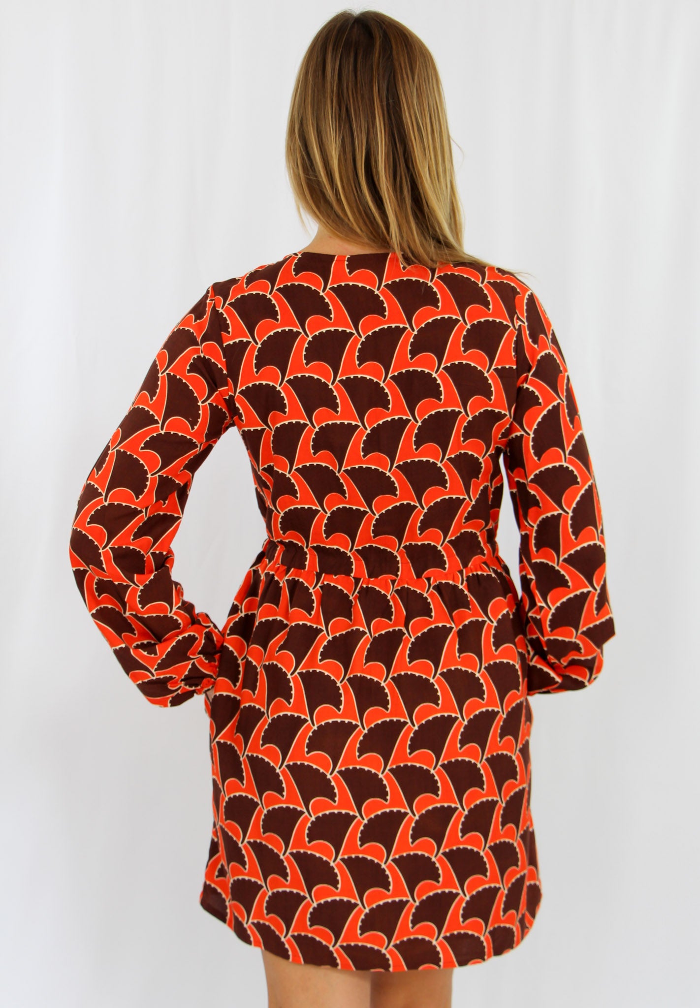 Brown and Orange Midi Dres.