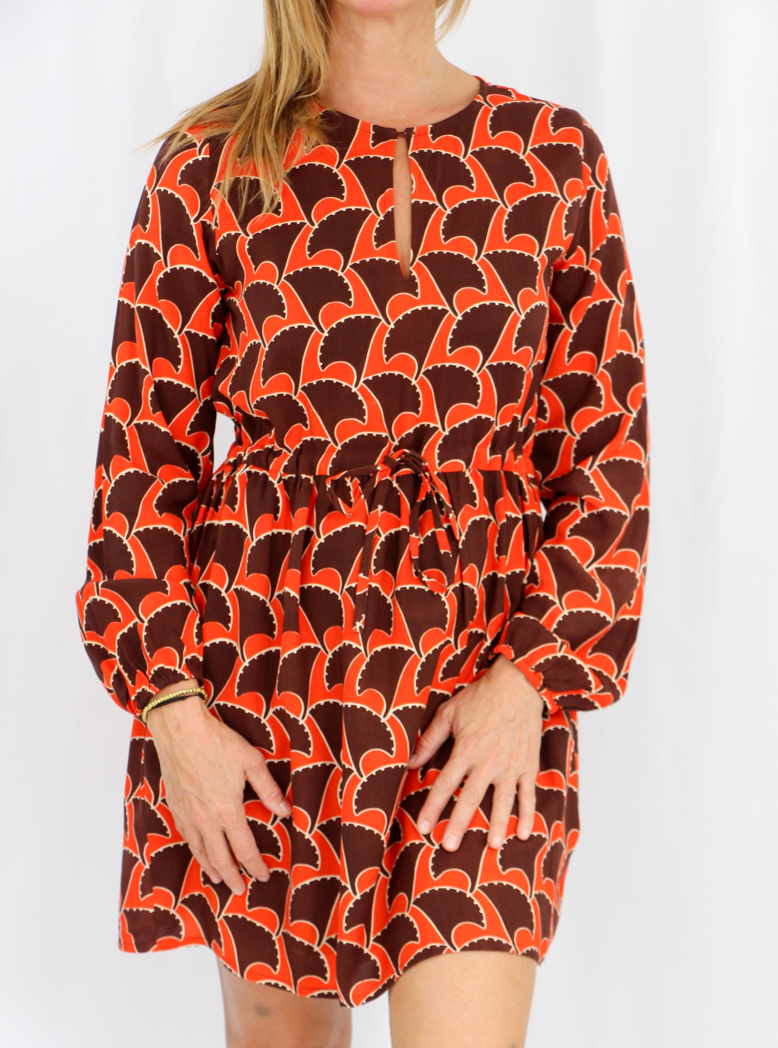 Brown and Orange Midi Dres.